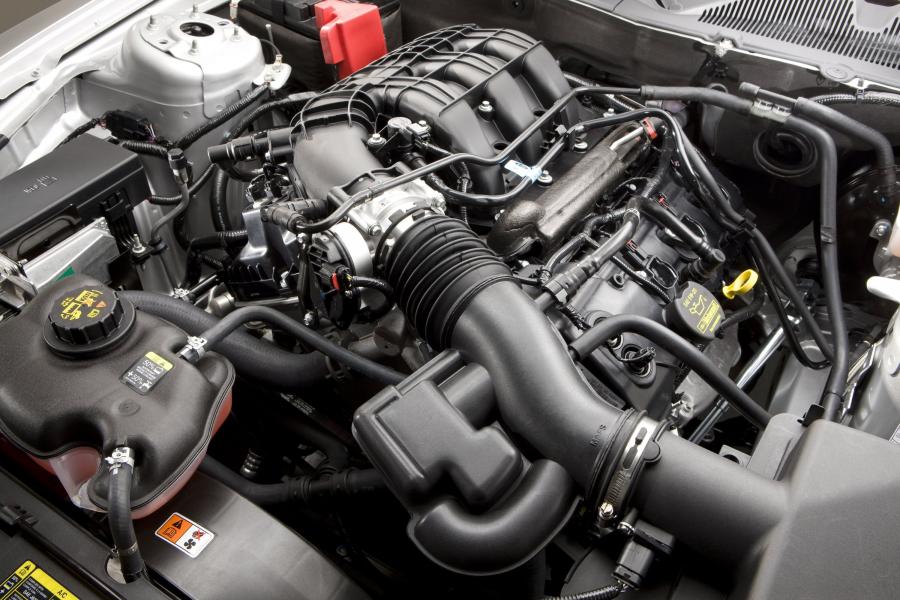  Ford Mustang V6 2011 года  (фото 9 из 93)